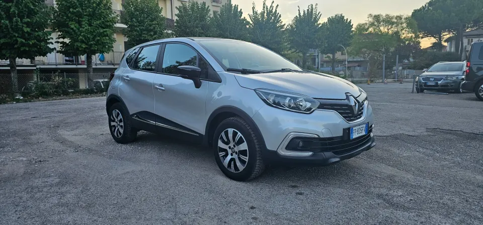 Renault Captur — foto 7