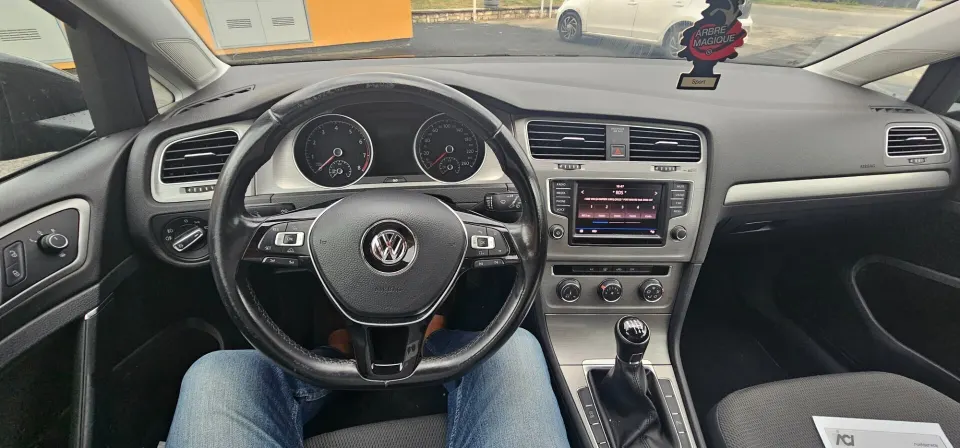 Volkswagen Golf — foto 9